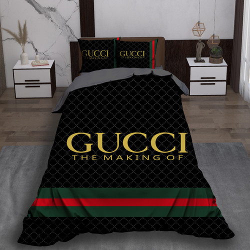 ست رو تختی تک نفره سه بعدی گوچی مشکی با خط قرمز طلایی