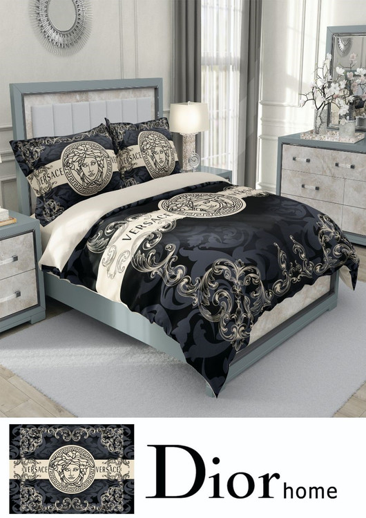 روتختی دونفره سه بعدی طرح ورساچه دیور مشکی با نوارهای کرمی نوار دوزی شده بسیار شیک